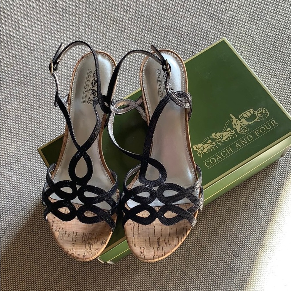 Coach And Four size 9 Black 2” Wedge